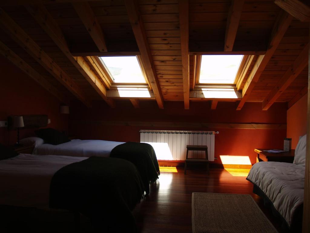 Hotel Rural Piedra Abierta San Martín de Perapertú Kamer foto